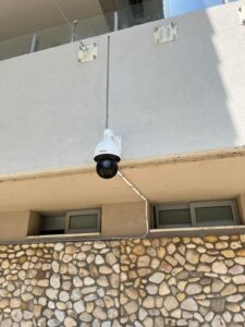 התקנת-מצלמות-אנליטיקה-בבריכה